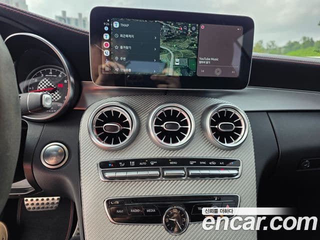 Mercedes-Benz C-Class 2018 — ფოტო 15/20