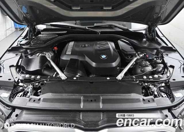 BMW 5 Series 2025 — ფოტო 5/20