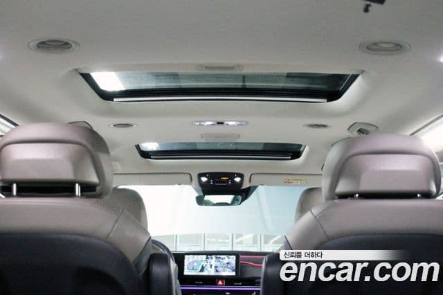 Kia Carnival 2024 — Şəkil 20/20