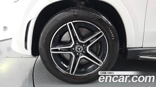 Mercedes-Benz GLE-Class 2019 — Şəkil 5/20