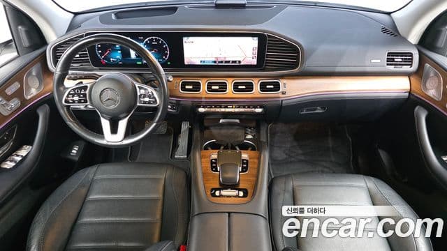 Mercedes-Benz GLE-Class 2019 — Şəkil 7/20
