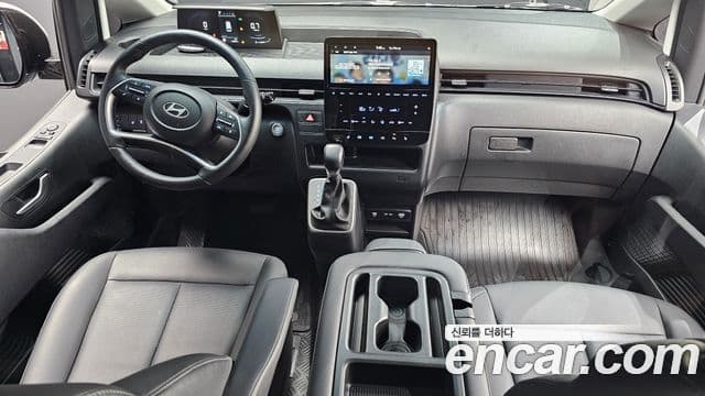 Hyundai Staria 2025 — ფოტო 7/20