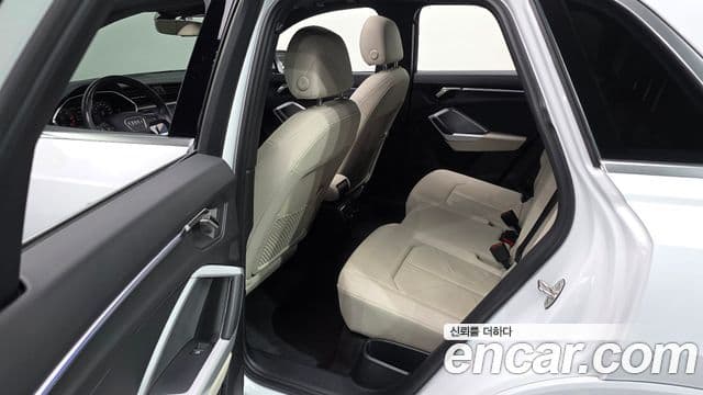 Audi Q3 2023 — ფოტო 12/20