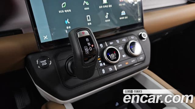 Land Rover Defender 2026 — фото 9 из 20