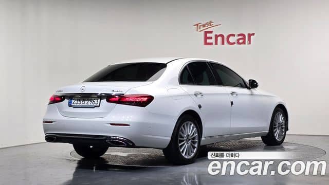 Mercedes-Benz E-Class, 2023