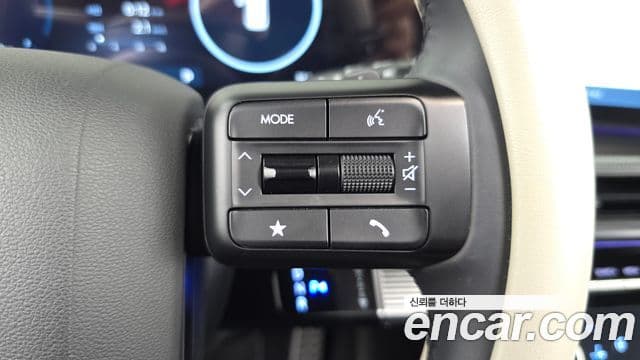Hyundai Santa Fe 2024 — фото 17 из 20