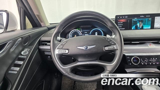 Genesis Electrified G80 2021 — Şəkil 12/20