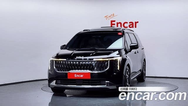 Kia Carnival 2024 — Şəkil 2/20