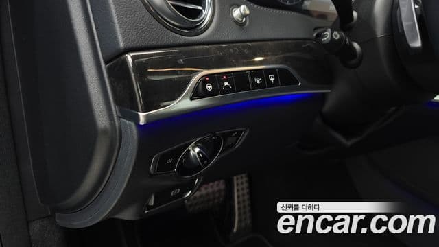 Mercedes-Benz S-Class 2018 — ფოტო 18/20