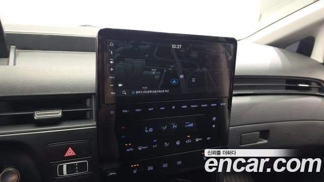 Hyundai Staria 2022 — фото 13 из 20