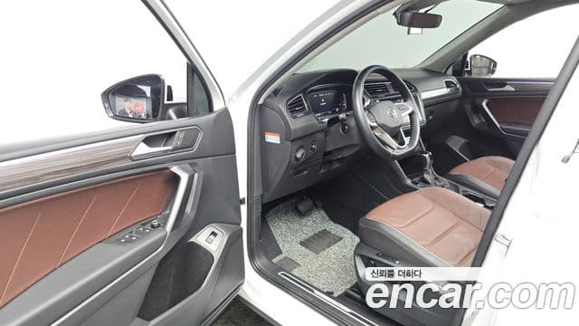 Volkswagen Tiguan Allspace 2023 — ფოტო 10/20