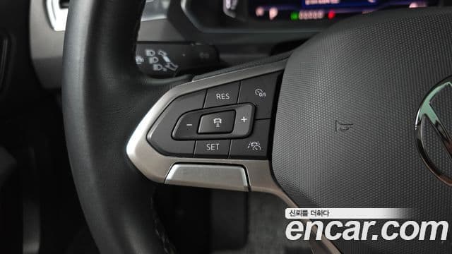 Volkswagen Tiguan Allspace 2023 — ფოტო 16/20