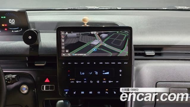 Hyundai Staria 2023 — Photo 9/20