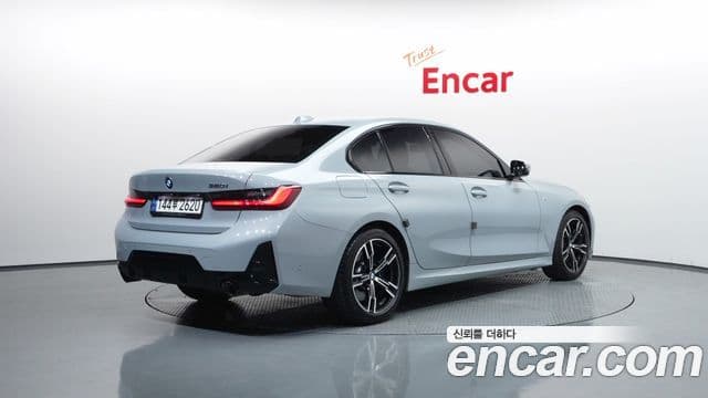 BMW 3 Series 2023 — фото 2 из 20