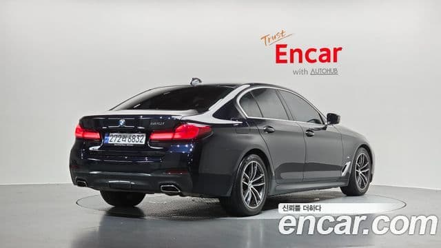 BMW 5 Series 2023 — Şəkil 2/20