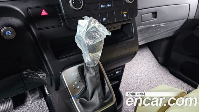 Hyundai Staria 2023 — Şəkil 9/20