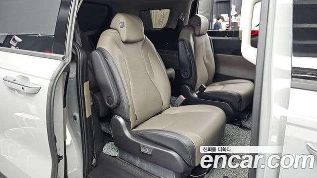 Kia Carnival 2024 — Şəkil 12/20