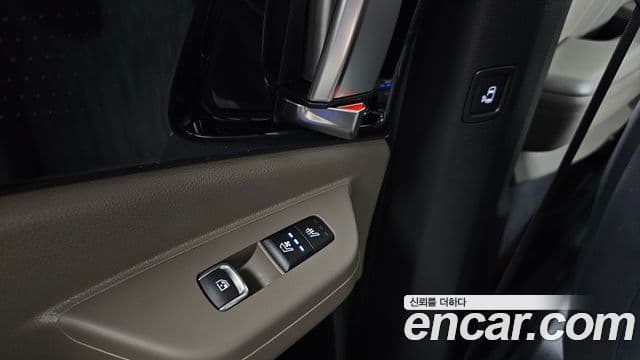 Kia Carnival 2024 — Şəkil 19/20