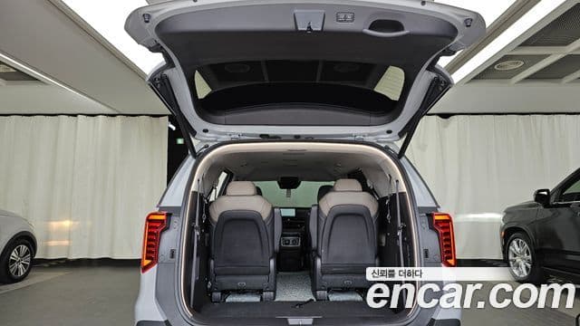 Kia Carnival 2024 — фото 20 из 20