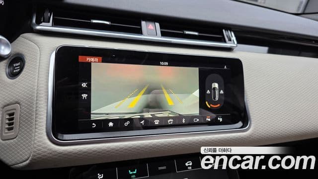 Land Rover Range Rover Velar 2019 — Фото 14/20