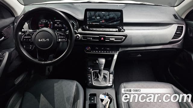 Kia Seltos 2022 — Şəkil 7/20