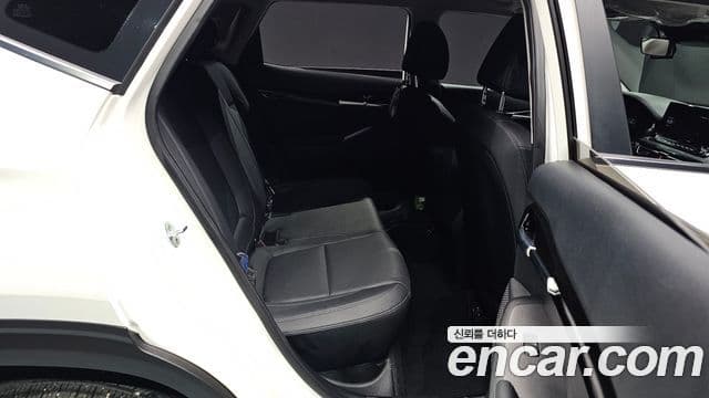 Kia Seltos 2022 — Şəkil 12/20