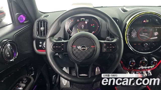 Mini Cooper S Countryman 2024 — фото 12 из 20