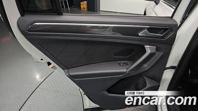 Volkswagen Tiguan 2020 — Şəkil 30/30