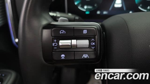 Hyundai Santa Fe 2023 — Şəkil 16/20