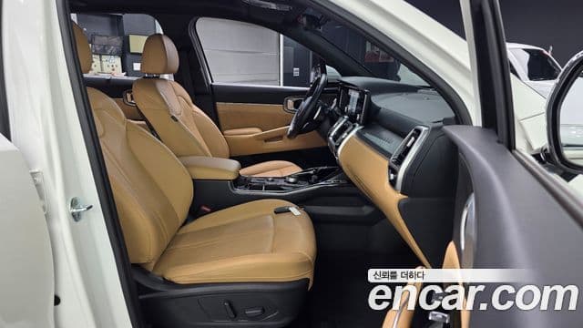 Kia Sorento 2021 — Фото 11/20