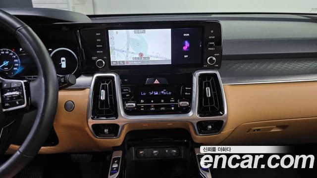 Kia Sorento 2021 — Фото 14/20