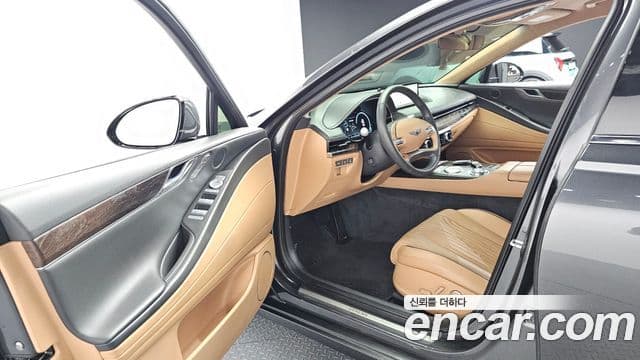 Genesis Electrified G80 2021 — фото 10 из 20