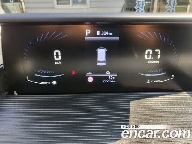 Hyundai Staria 2023 — фото 5 из 19