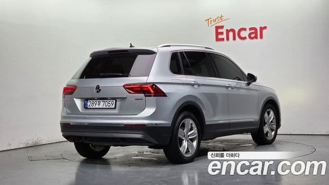 Volkswagen Tiguan 2020 — ფოტო 2/20