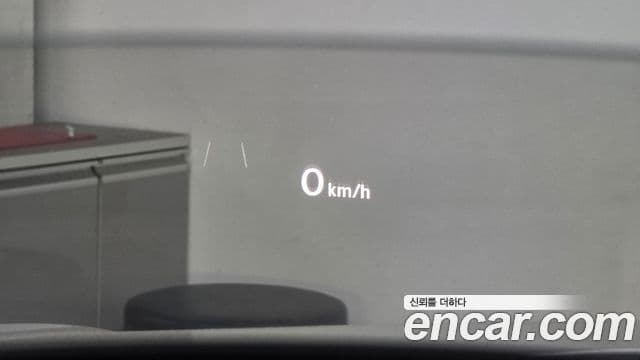Volkswagen Tiguan 2020 — ფოტო 17/20