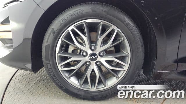 Kia K5 2023 — фото 5 из 20