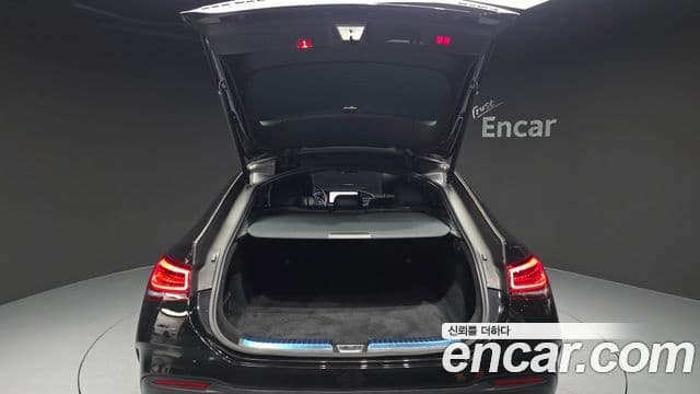 Mercedes-Benz GLE-Class 2021 — фото 20 из 20