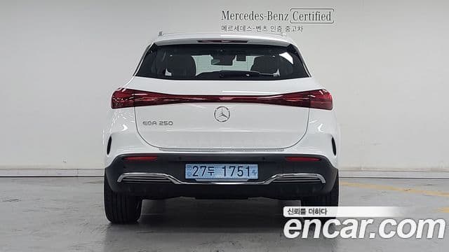 Mercedes-Benz EQA 2025 — ფოტო 14/18