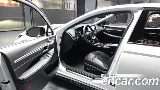 Hyundai Sonata 2021 — фото 10 из 20