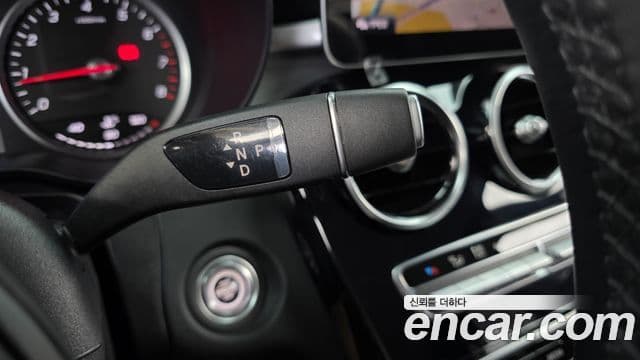 Mercedes-Benz C-Class 2019 — фото 9 из 20