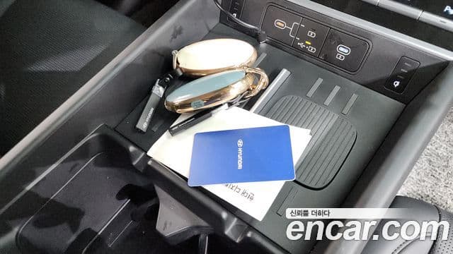 Hyundai Santa Fe 2023 — Şəkil 19/20