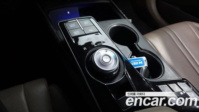 Kia K8 2022 — Şəkil 8/20