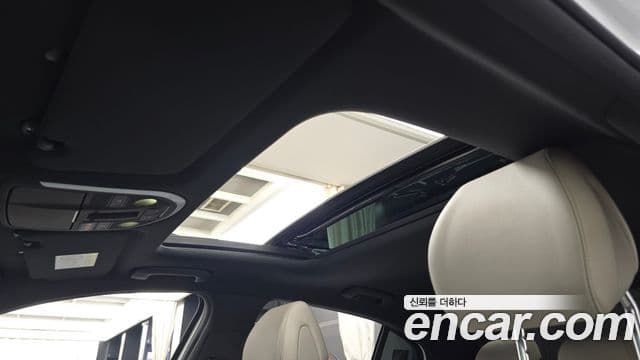 Genesis G70 2022 — ფოტო 18/20