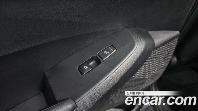 Kia Seltos 2022 — Şəkil 19/20
