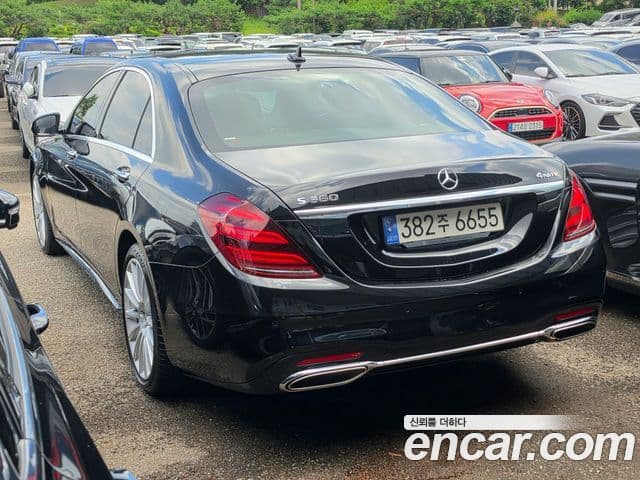 Mercedes-Benz S-Class 2018 — Фото 17/20