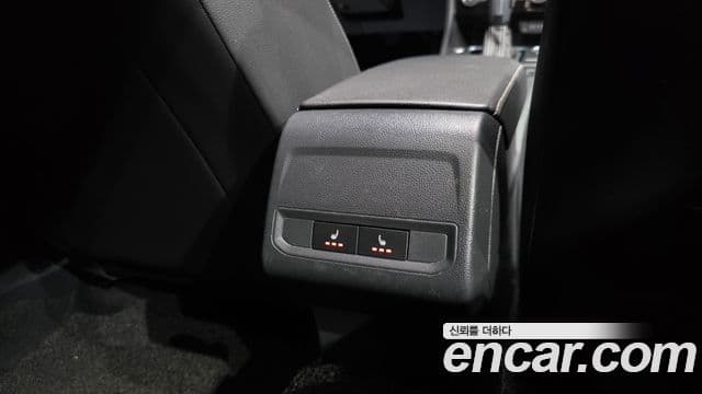 Volkswagen Jetta 2021 — Şəkil 19/20