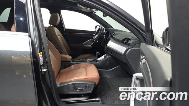 Audi Q3 2022 — фото 11 из 20