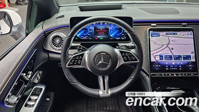 Mercedes-Benz EQE 2022 — ფოტო 17/33