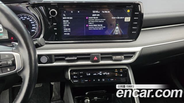 Kia K5 2022 — фото 14 из 20