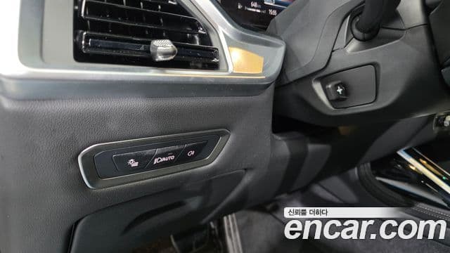 BMW X7 2024 — Photo 31/36